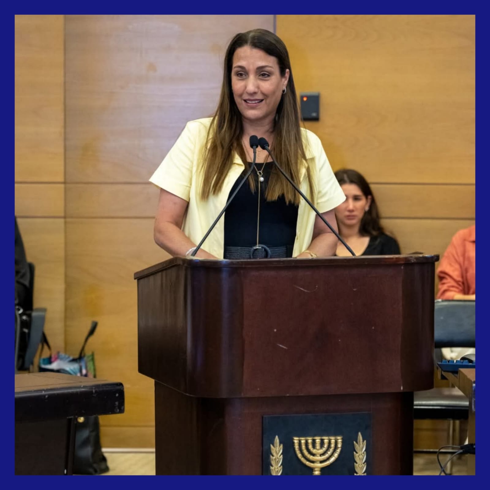 מדיניות וציבוריות